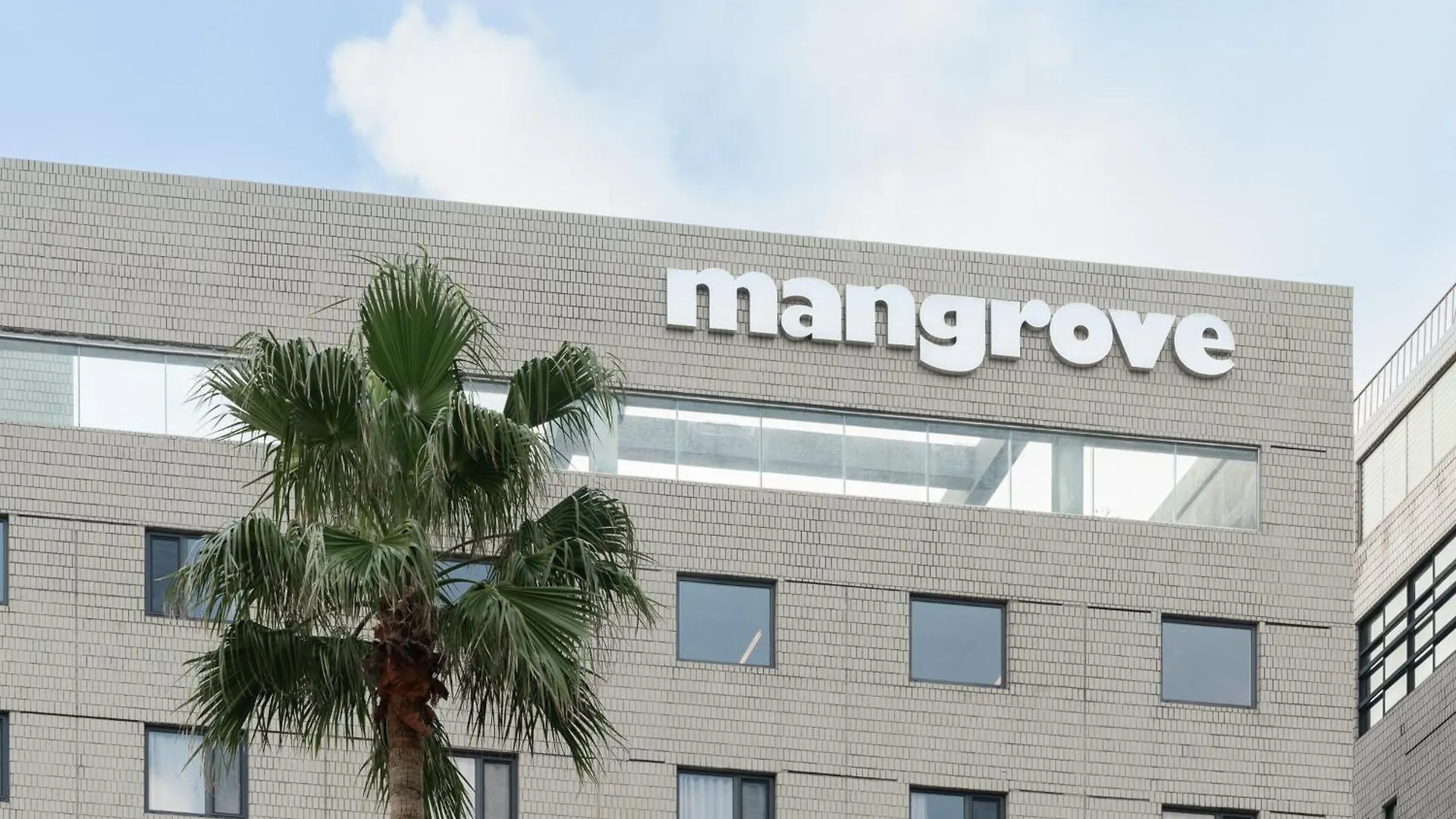 Mangrove Jeju City Hotel